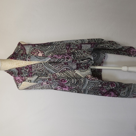 Accents by Lovello Sheer Chiffon Waterfall Front Sleeveless High Low Cardiagan - Picture 10 of 13